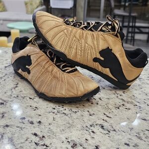 Vintage 2005 Puma Gold Japanese Style Ballet Athletic Shoes Womens Size 5.5